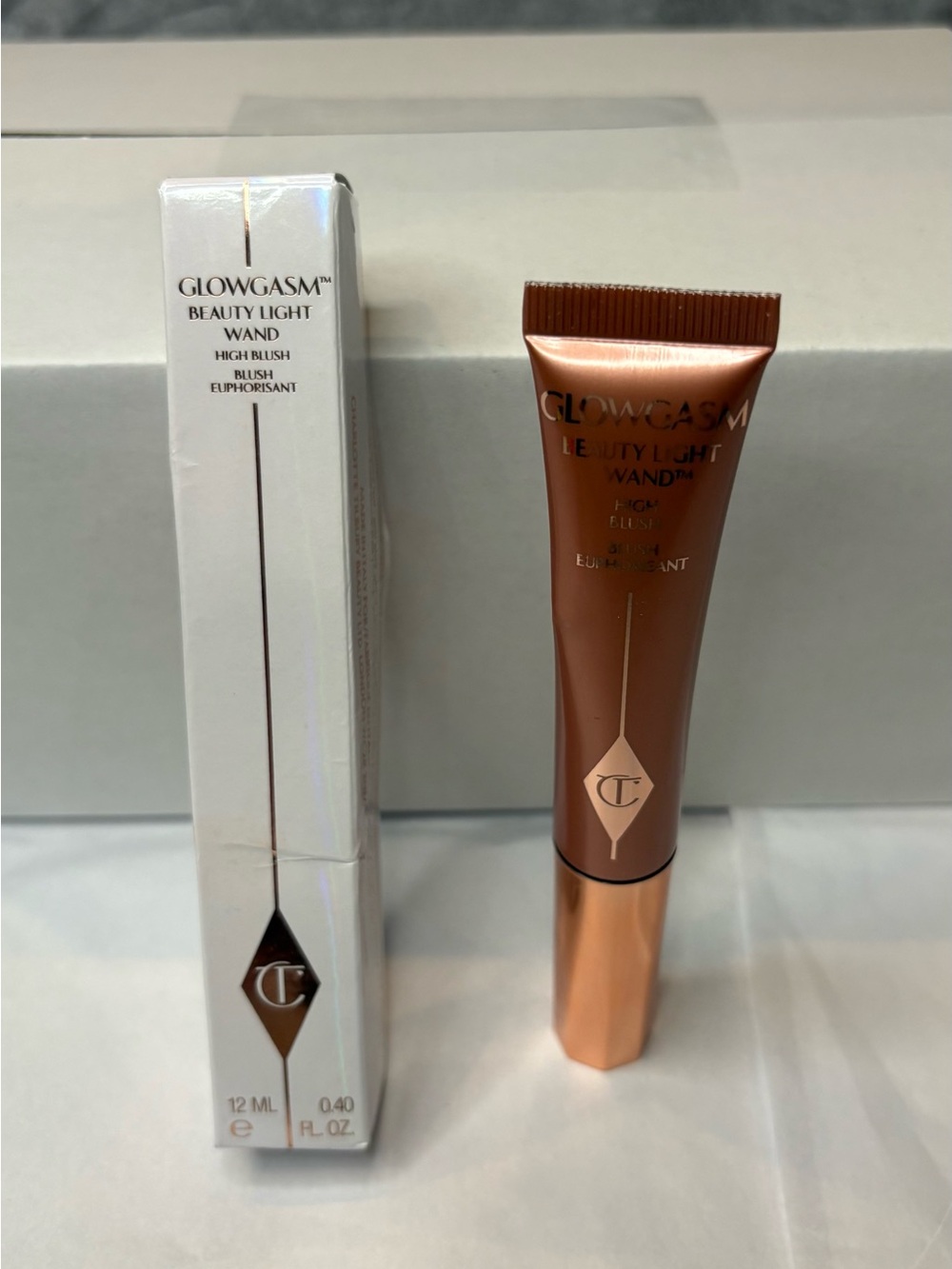Charlotte Tilbury Glowgasm Beauty Light Wand Highlighter Pinkgasm Glow 0.40oz